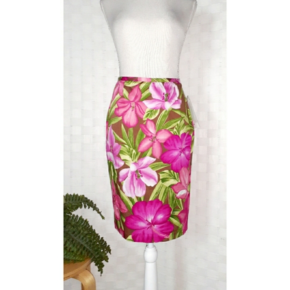 Bamboo Traders Floral Bead Detail Pencil Skirt - Picture 2 of 16